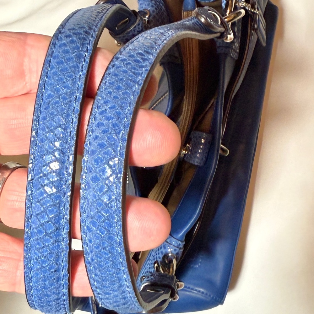 Coach Cobalt Blue Penelope soft leather Carryall F16531 - Picture 7 of 11